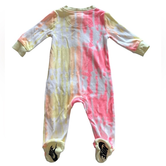 Nike & Under Armor Bundle of 2 Zip Up Footed Onsies Baby Pajamas Size 6 Month - Picture 3 of 15